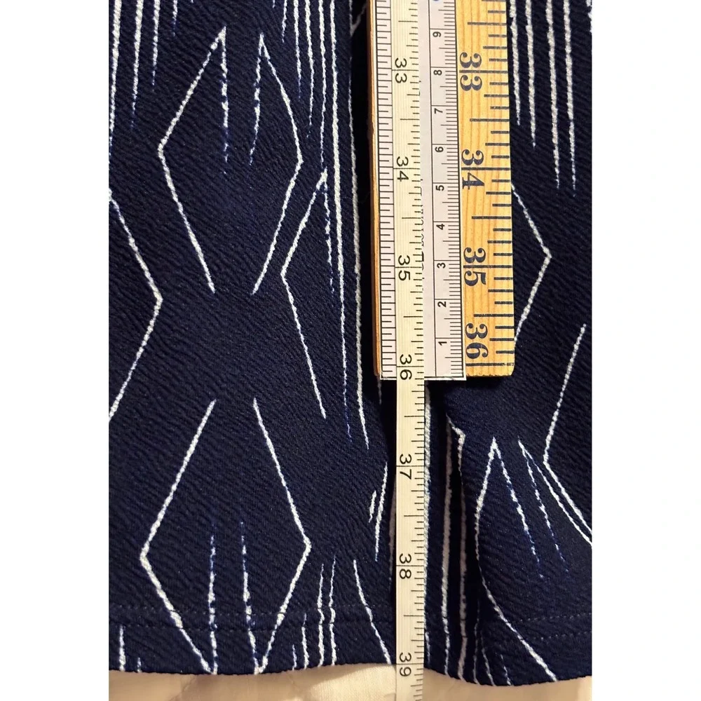 LuLaRoe Large Amelia Dress Diamond Print Short Sleeve Pockets Zip Stretch EUC - Picture 5 of 13